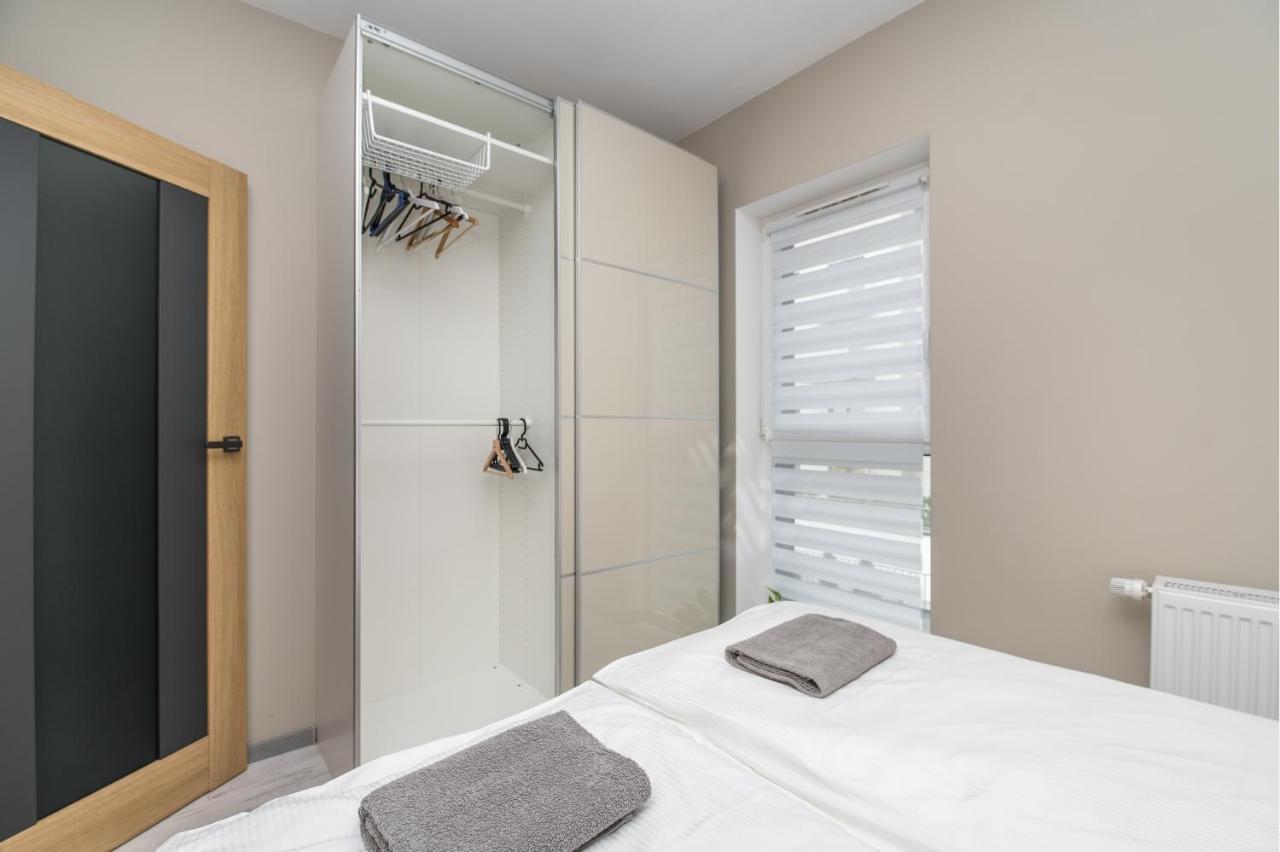 Apartament Biegusa Gliwice Bagian luar foto